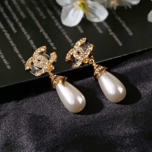 Chanel Luxury Womens Earrings