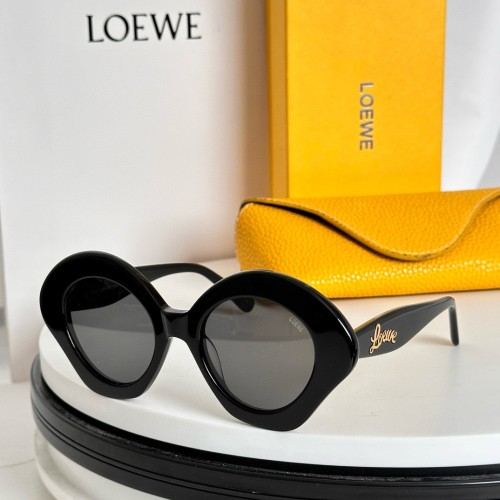 Loewe Sunglasses Luxury Brand Men Womens Sunglasses with Original Box  LW40125U