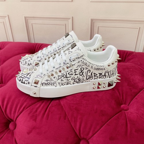 Dolce&Gabbana Men Shoes Sneakers Luxury Brand Casual Shoes for Men with Original Box Whatsapp 