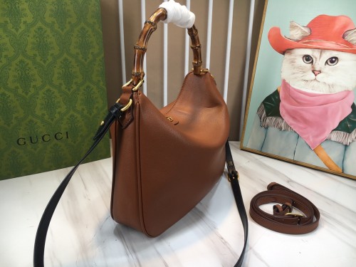 Gucci Womens Bags Shoulder Handbags Luxury Brand Gucci Diana medium shoulder bag in cuir leather  