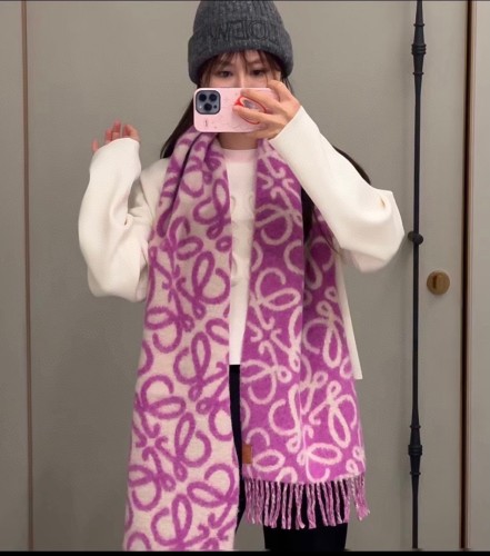 Loewe Scarves Men Womens Fashion Scarf 054