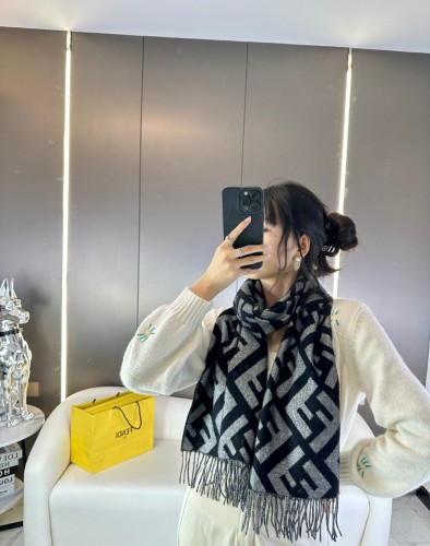 Fendi Scarves Men Womens Fashion Scarf130