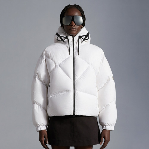 Moncler Design Womens Winter Windprood Down Jackets Keep Warm 90% White Duck Down