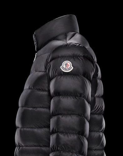 Moncler Design Womens Winter Windprood Down Jackets Keep Warm 90% White Duck Down