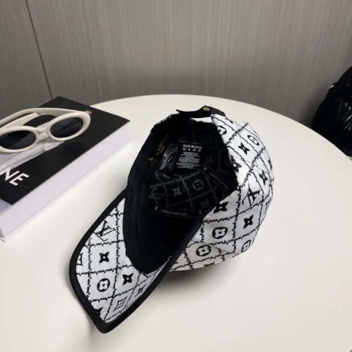 Louis Vuitton Womens Mens Cap Baseball Hat Luxury Brand with Original Box  