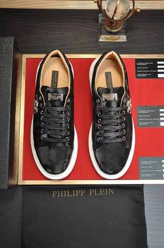 Philipp Plein Men Shoes Sneakers Low Top Sneaker Fashion Design Luxury Brand Trainer Predator TM with Original Box