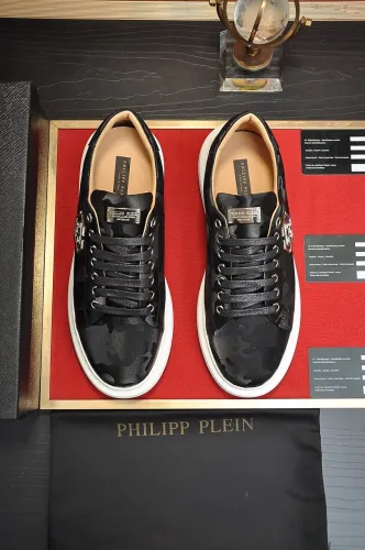 Philipp Plein Men Shoes Sneakers Low Top Sneaker Fashion Design Luxury Brand Trainer Predator TM with Original Box