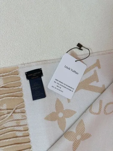 Louis Vuitton Scarves Men Womens Fashion Scarf with Original Box   