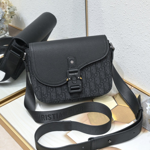 Dior Womens Mens Bag Saddle Bag Luxury Brand Design Fashion Type Shoulder Bags Mini Saddle Shouldertas Black Dior Oblique Jacquard and Grained Calfskin with Original Box  