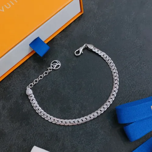 Louis Vuitton Luxury Men Womens Necklace