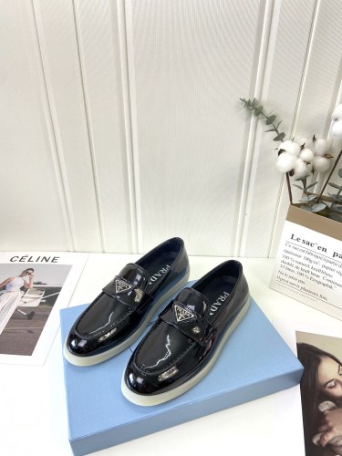 Prada Womens Shoes Casual Luxury Brand Fashion Loafers for Women with Original Box Whatsapp 