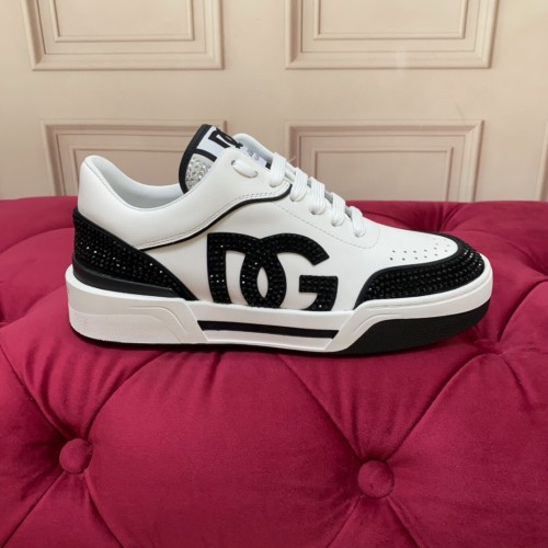 Dolce&Gabbana Men Shoes Sneakers Luxury Brand Casual Shoes for Men with Original Box Whatsapp 