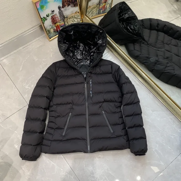 Moncler Design Womens Winter Windprood Down Jackets Keep Warm 90% White Duck Down