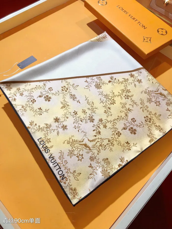 Louis Vuitton Scarves Womens Fashion Scarf Licorne Square 90 with Original Box   
