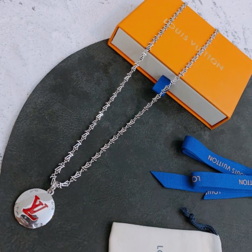 Louis Vuitton Luxury Men Womens Necklace