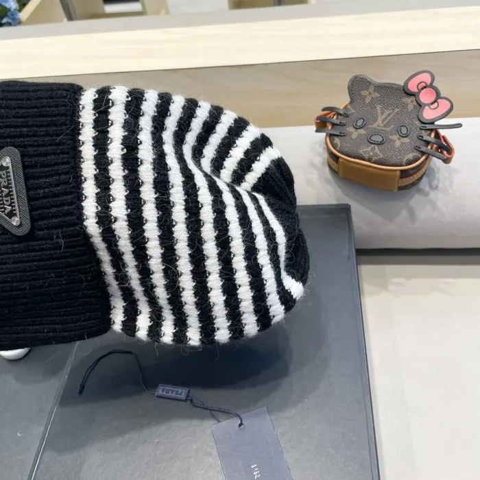Prada Hats 053