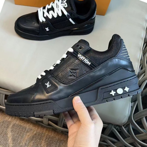 Louis Vuitton Mens Shoes Fashion Sneakers Design Luxury Brand LV TRAINER SNEAKER Mix of materials with Original Box 1A9JI9