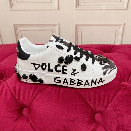 Dolce&Gabbana Men Shoes Sneakers Luxury Brand Casual Shoes for Men with Original Box Whatsapp 