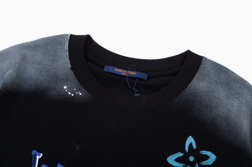 Louis Vuitton Luxury Brand Men Womens Short Sleeve T-Shirt   