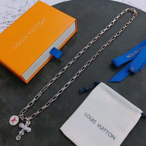 Louis Vuitton Luxury Men Womens Necklace