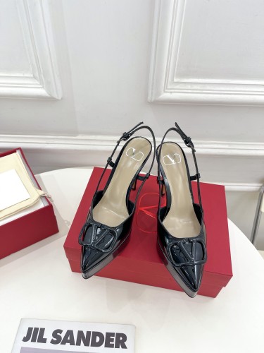 Valentino Garavani Women Fashion Shoes Pumps Luxury Brand Vlogo Signature Calfskin with Original Box 11cm Heel Whatsapp 