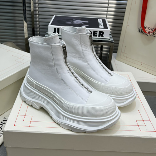 Alexander McQueen Womens Shoes Boots Fashion Design Luxury Brand Tread Slick Chelsea Boot Whatsapp 