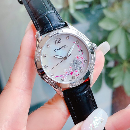 Chanel Womens Watch008