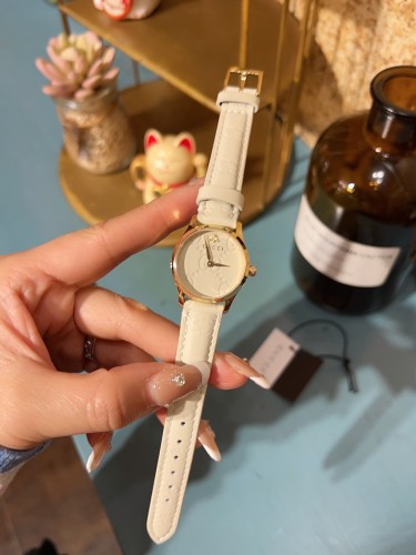 Gucci Watch014