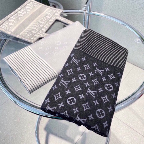 Louis Vuitton Scarves Men Womens Fashion Scarf with Original Box   