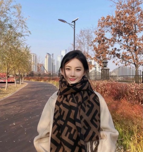 Fendi Scarves Men Womens Fashion Scarf035