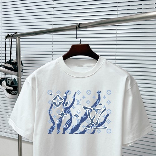 Louis Vuitton Luxury Brand Men Womens Short Sleeve T-Shirt   