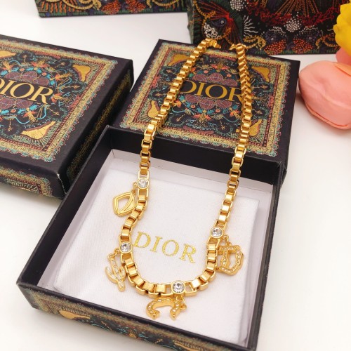Dior Luxury Womens Necklace