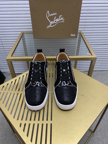 Christian Louboutin Mens Shoes Sneakers Luxury Brand Red Bottom Design Sports Footwears with Original Box