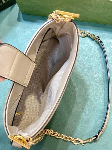 Gucci Womens Bag Crossbody Luxury GG Shoulder Bag Leather Gucci GG Retro Hobo Shoulder Bag in Brown
