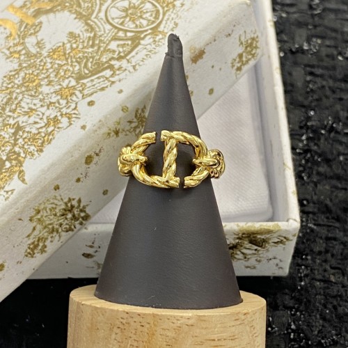 Dior Luxury Womens Ring R036