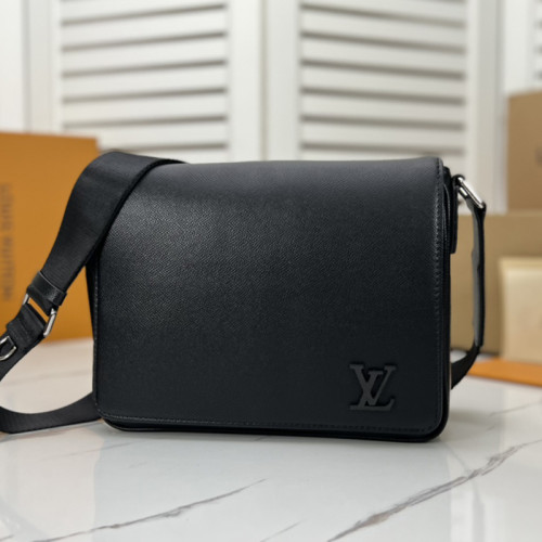 Louis Vuitton Mens Bags Messenger Bag Luxury Brand DISTRICT PM Shoulder Bags for Men with Original Box M46255