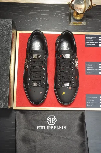 Philipp Plein Men Shoes Sneakers Low Top Sneaker Fashion Design Luxury Brand Trainer Predator TM with Original Box Whatsapp 