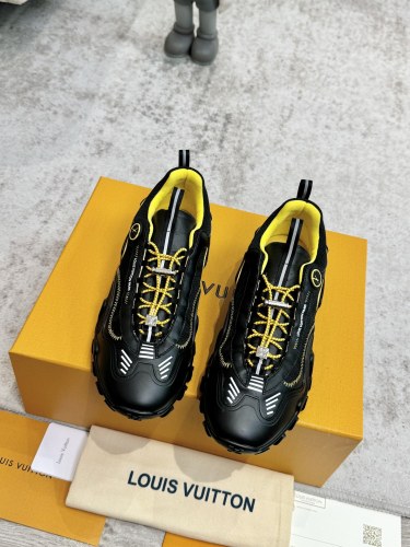 Louis Vuitton Womens Shoes Sneakers Lace-Up Luxury Brand Fashion LV Discovery Lace Up Sneaker with Original Box  