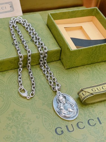 Gucci Luxury Men Womens Necklace