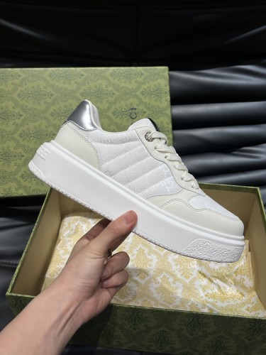 Gucci Mens Shoes Sneakers Luxury Brand Fashion Men's Gucci Re-Web trainer in leather with Original Box Whatsapp 