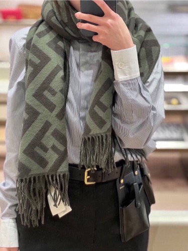 Fendi Scarves Men Womens Fashion Scarf067