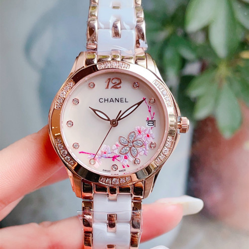 Chanel Womens Watch037