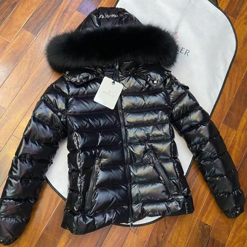 Moncler Womens Down Jacket Womens Coats Luxury Brand Fashion Design 90 Filled   