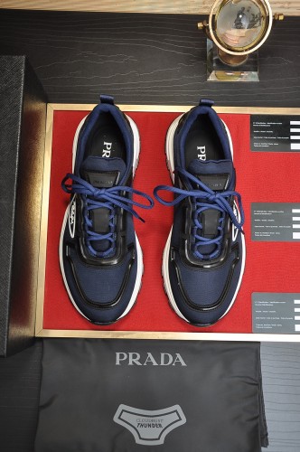 Prada Mens Shoes Casual Luxury Brand Breathable Sneakers with Original Box