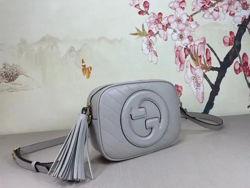 Gucci Womens Bags Shoulder Bags Luxury Brand Gucci Blondie small shoulder bag in leather  