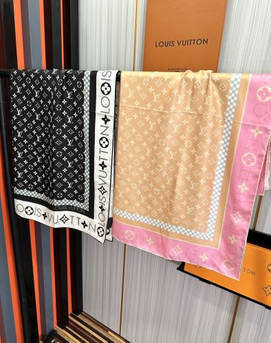 Louis Vuitton Scarves Womens Fashion Scarf Monogram Infinity Square 90 M79931 with Original Box   