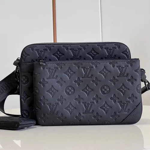 Copy Louis Vuitton Mens Shoulder Bags Luxury Brand Fashion Type Trio Messenger M46602 with Original Box  