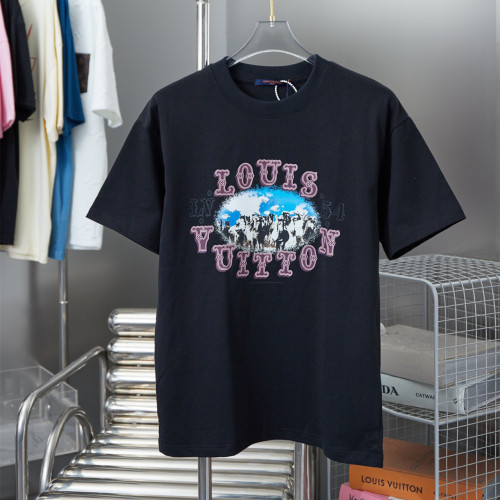 Louis Vuitton Luxury Brand Men Womens Short Sleeve T-Shirt   