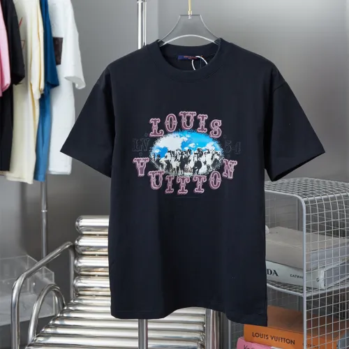 Louis Vuitton Luxury Brand Men Womens Short Sleeve T-Shirt   