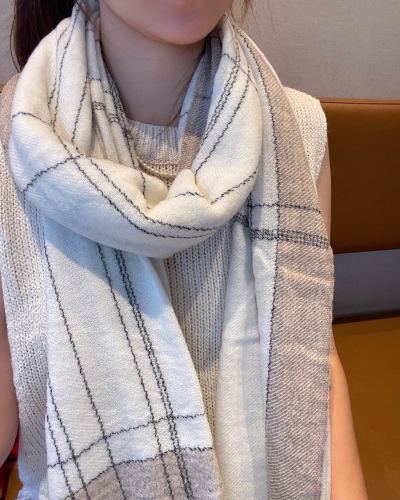 	 Loewe Scarves Men Womens Fashion Scarf 010